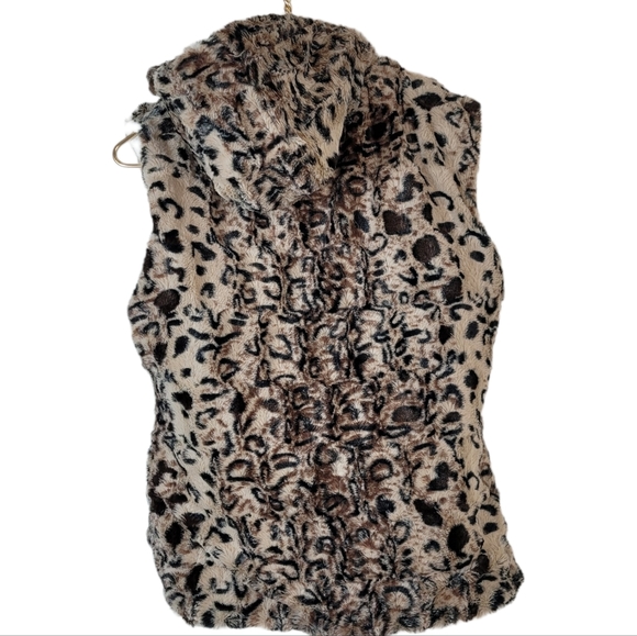Adriana Vest Animal Print Faux Fur Reversible quilted Medium NEW - Picture 9 of 16